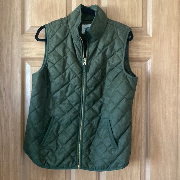 ✨Old Navy Army Green Vest✨ - Picture 1 of 3